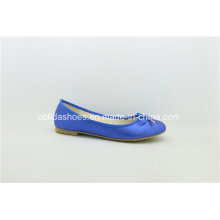 New Europe Popular Flat Comfort Fashion Lady Shoe